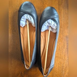 Vionic Caroll Valley Flats